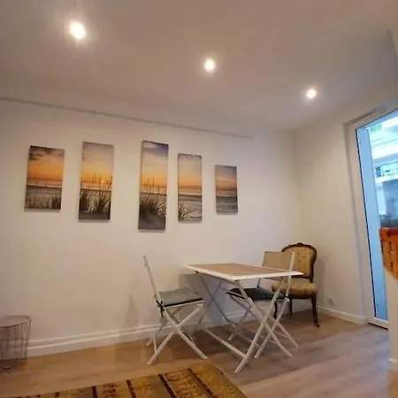 2 Pieces 2 Pas Rer B Laplace 15 Min Paris Апартаменты Аркёй
